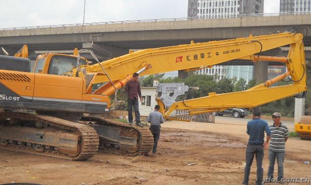 挖掘機(jī)拆樓臂、拆樓臂、加長(zhǎng)臂、挖掘機(jī)拆樓臂廠家