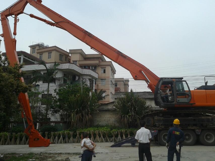 挖掘機(jī)拆樓臂、拆樓臂、加長(zhǎng)臂、挖掘機(jī)拆樓臂廠家